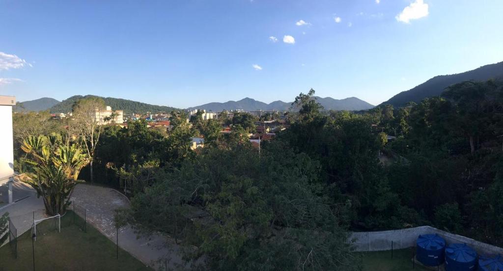  Lindo apartamento novo com piscinas no Pereque Açu Condominio Passaredo