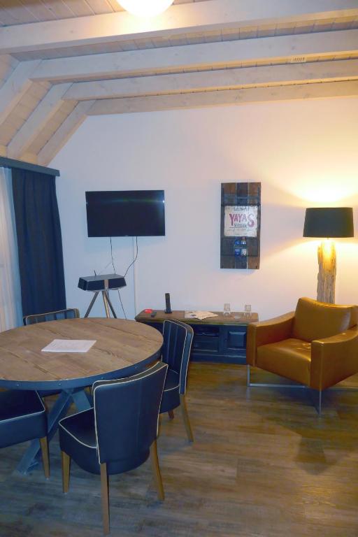 Boutiquehotel ThessoniClassicZürich - Lifestyleswiss Juniorsuite