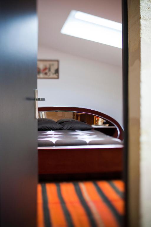 Une Chambre Chez Dupont - 2