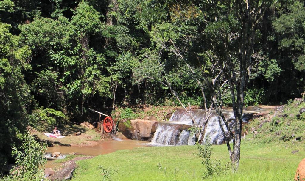  Chalés Cachoeira Cafundó