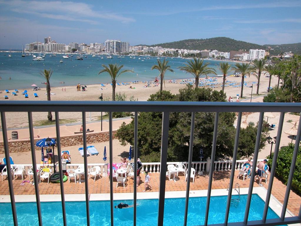 Booking.com: Hotel Ses Savines , San Antonio, España - 463 ...