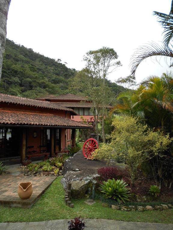  Country Ville Hotel