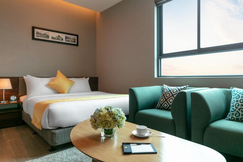 Golden Season Hotel - 14