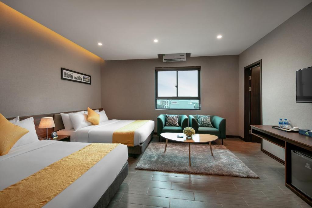 Golden Season Hotel - 12