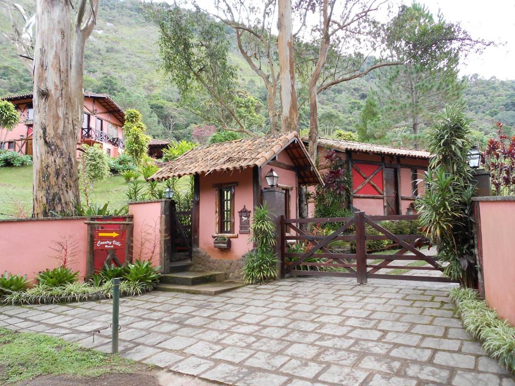  Country Ville Hotel