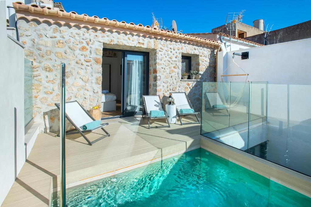 Villa con piscina y casa en Owl Booking Villa Miquel - Luxury Retreat, en Búger