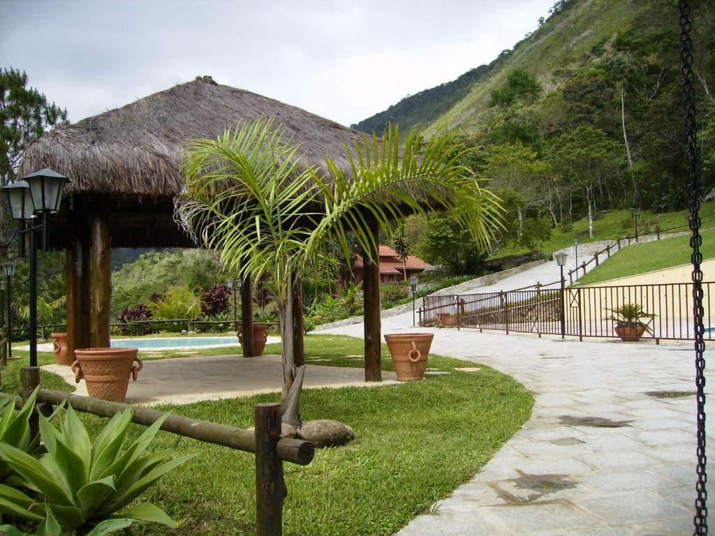  Country Ville Hotel