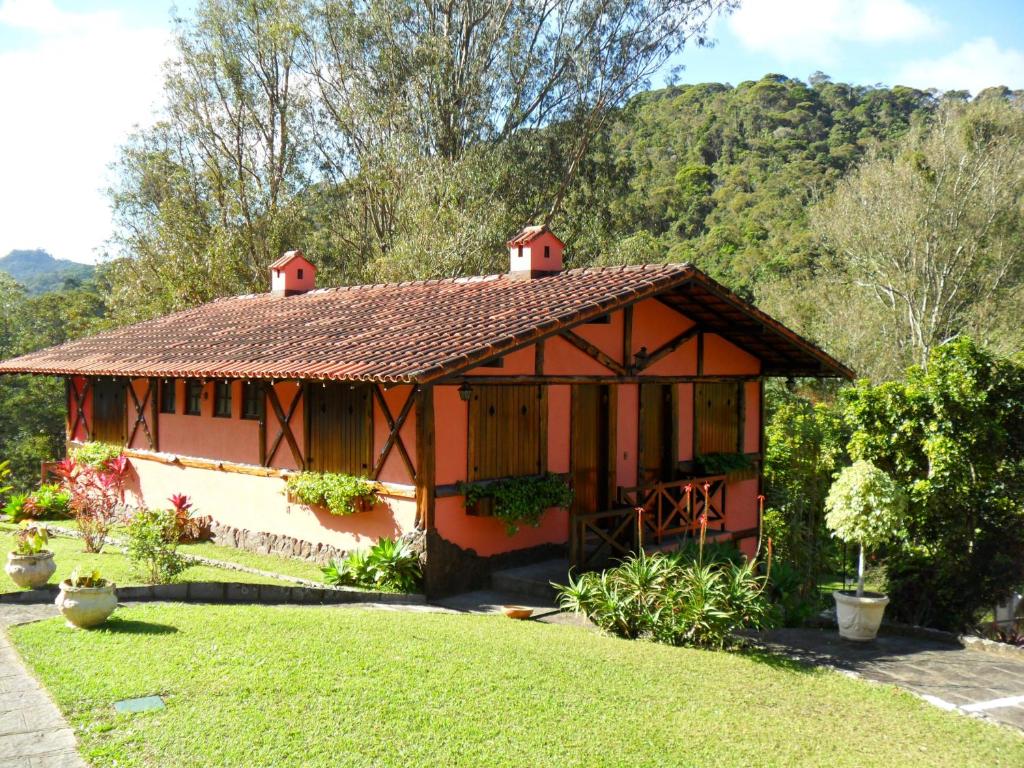  Country Ville Hotel