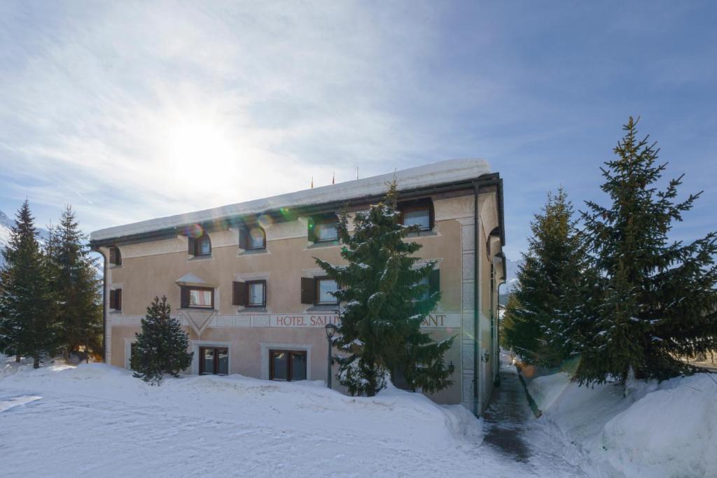Hotel Saluver v zimě