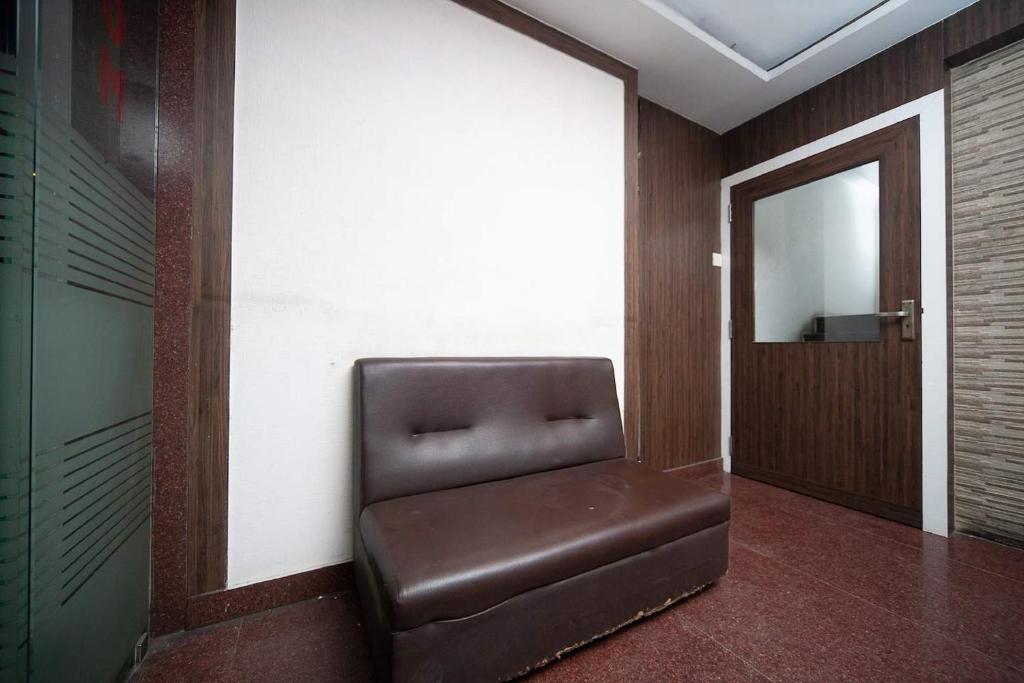 Posezení v ubytování Silver Cloud Hotel Sholinganallur