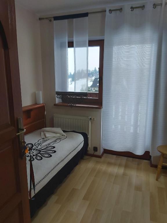 Dom Z Witrażami - 4