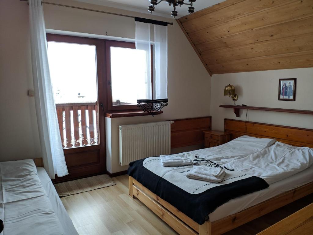 Dom Z Witrażami - 7