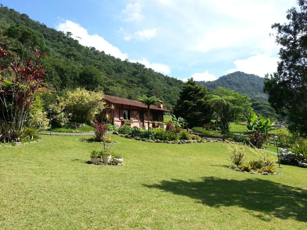  Country Ville Hotel