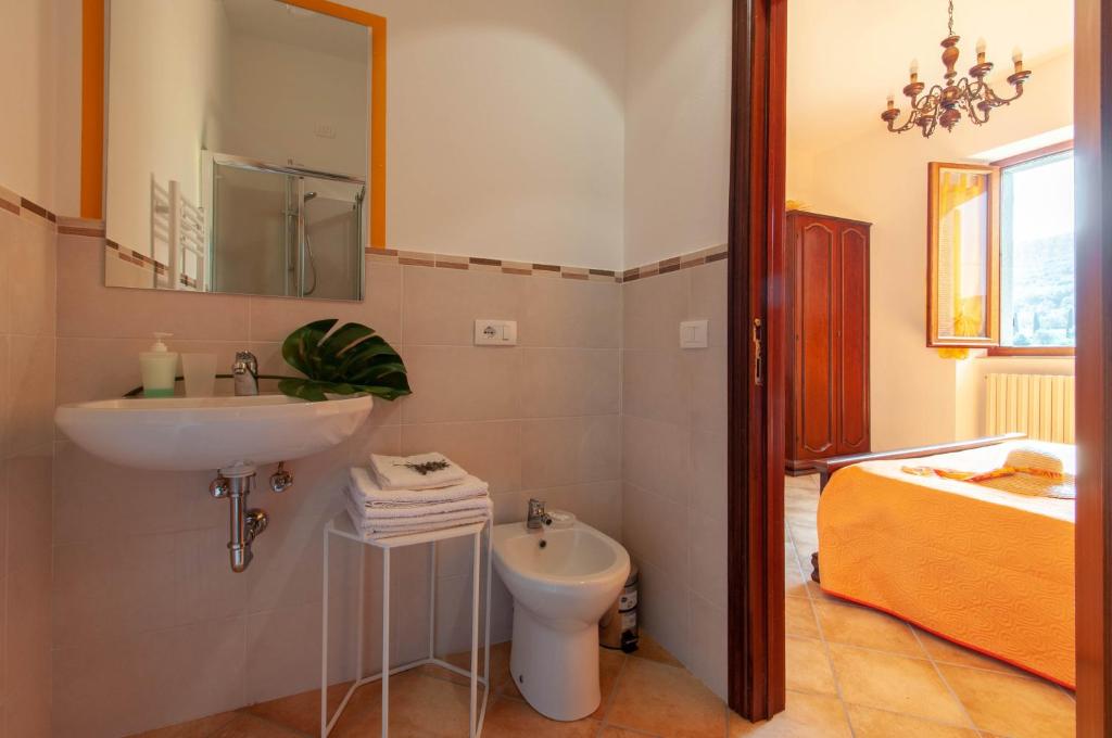 A bathroom at La casa di Nunzi