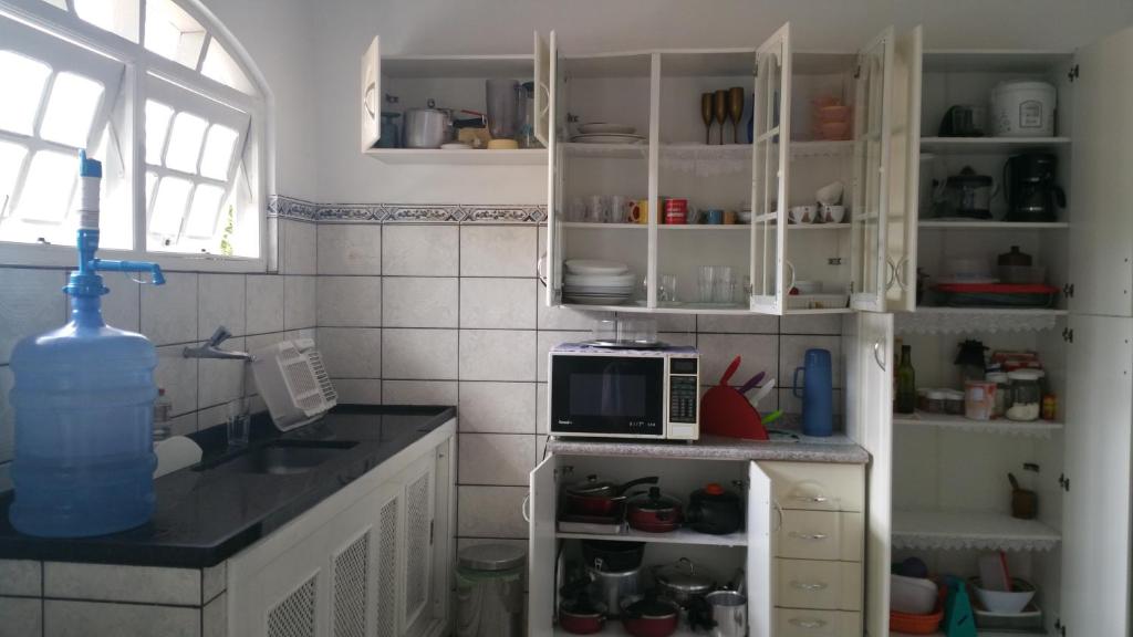  Angra dos Reis Casa a 150 metros da Praia Mambucaba na Vila Histórica divisa com Paraty
