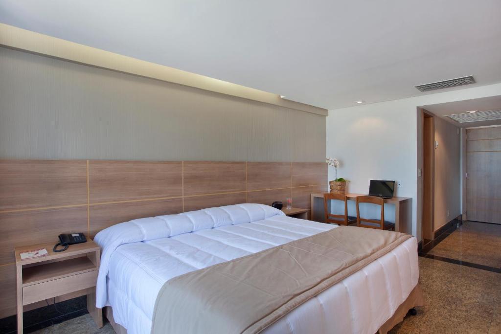 Royalty Barra Hotel