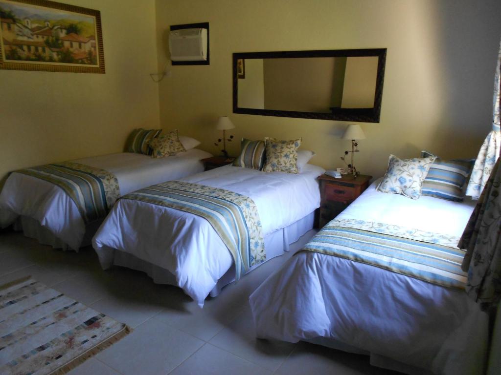  Country Ville Hotel