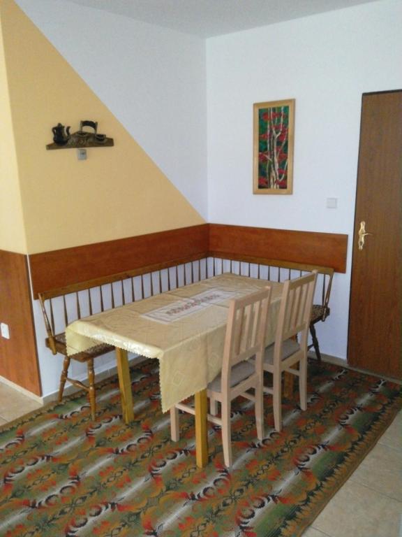 Część wypoczynkowa w obiekcie Apartmány pod Suchým Vrchem
