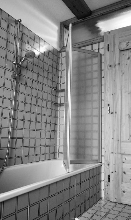 A bathroom at Appartamenti De Betta