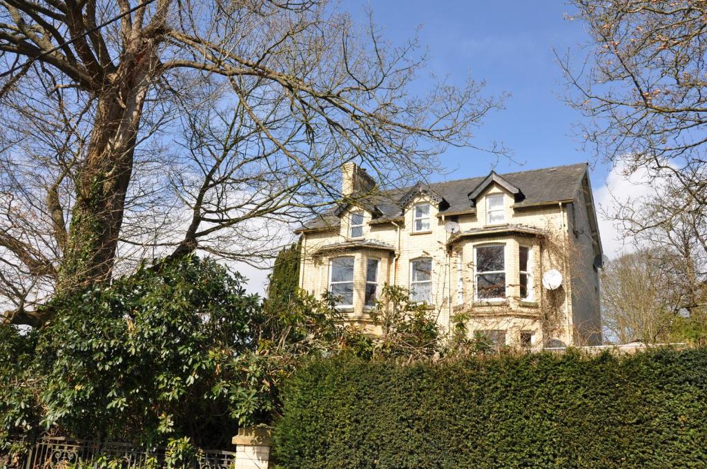 The building where the bed & breakfast is located 