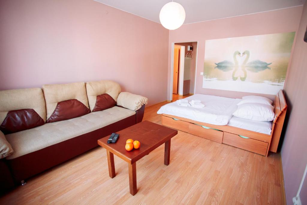 1к Светлая у Кристалла Зелинского 19 - отзывы и видео