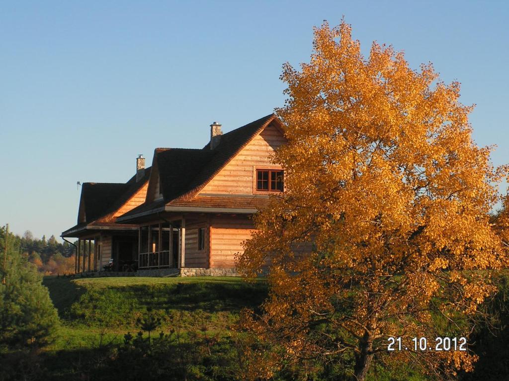 Budova, v ktorej sa vila nachádza