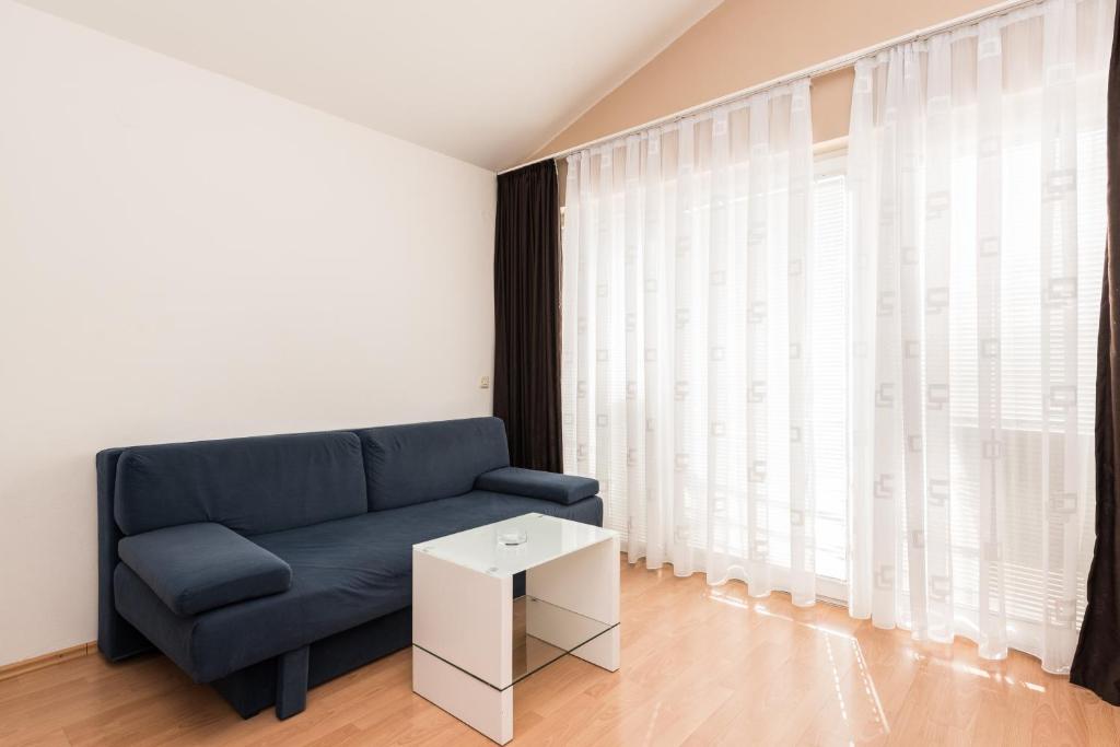 Posedenie v ubytovaní Apartments Danijela 1