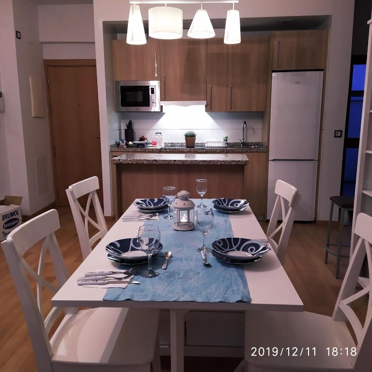 Kuchyňa alebo kuchynka v ubytovaní Centro Malaga Atico Valdeazores gran terraza privada