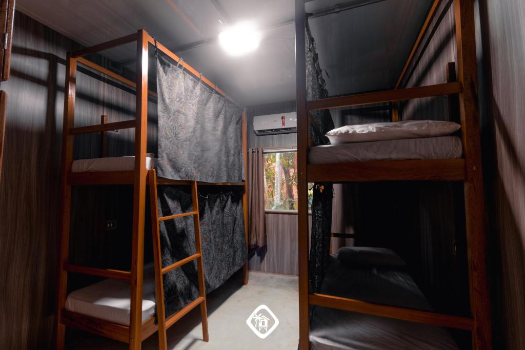  Olaria River Hostel