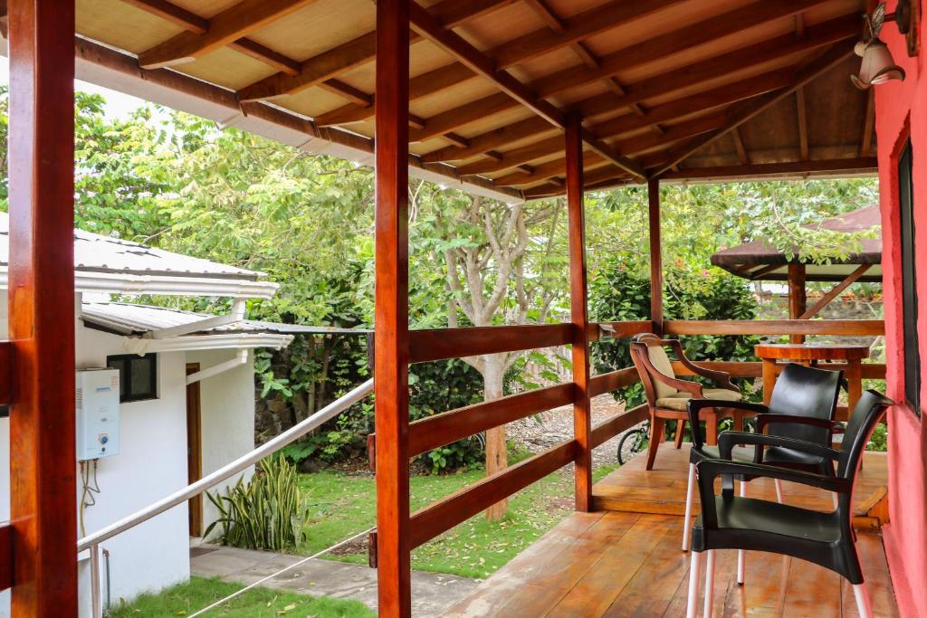 La Peregrina Galapagos B&B - Triple Room