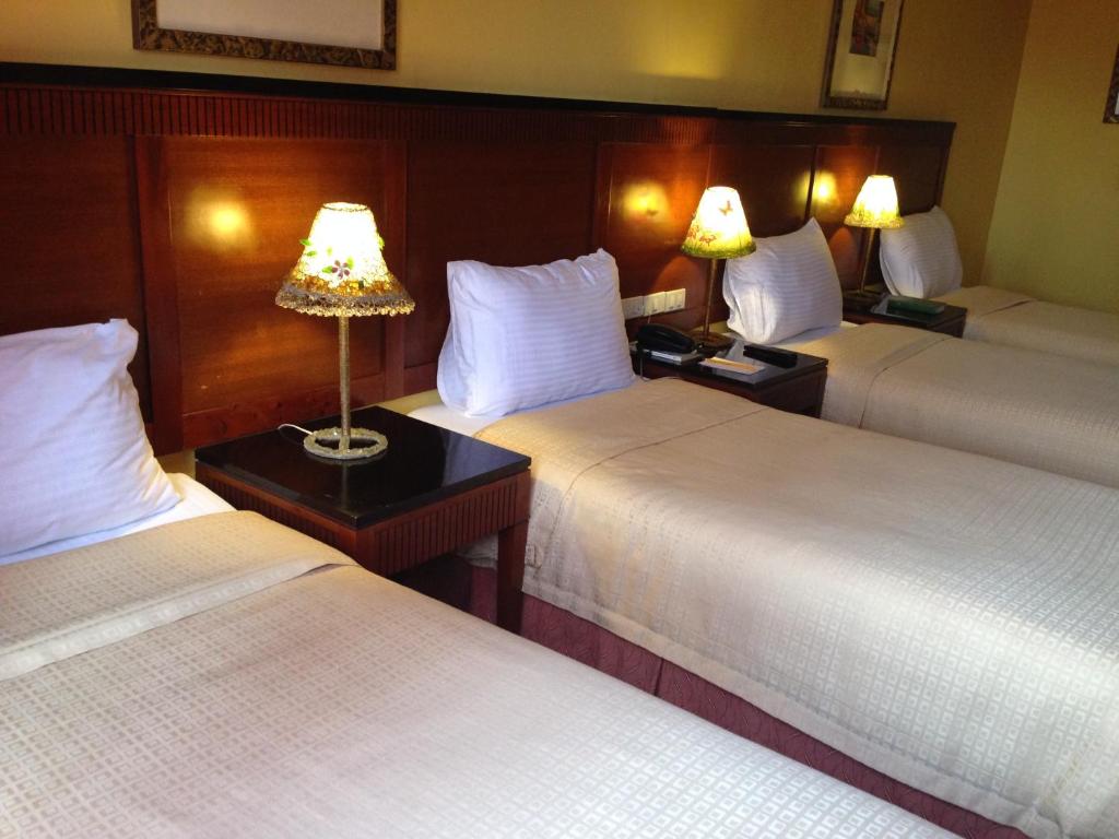 Hotel Elizabeth - Baguio - Chambre Quadruple De Luxe