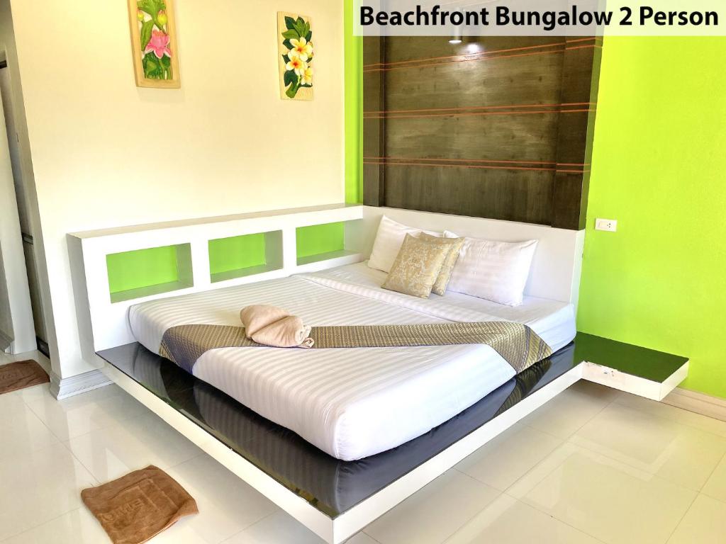 Lanta Emerald Bungalow - 3