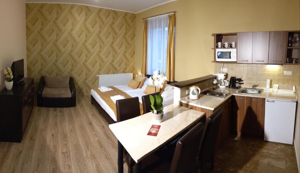 Gellény Lux Apartman - Studio Apartment