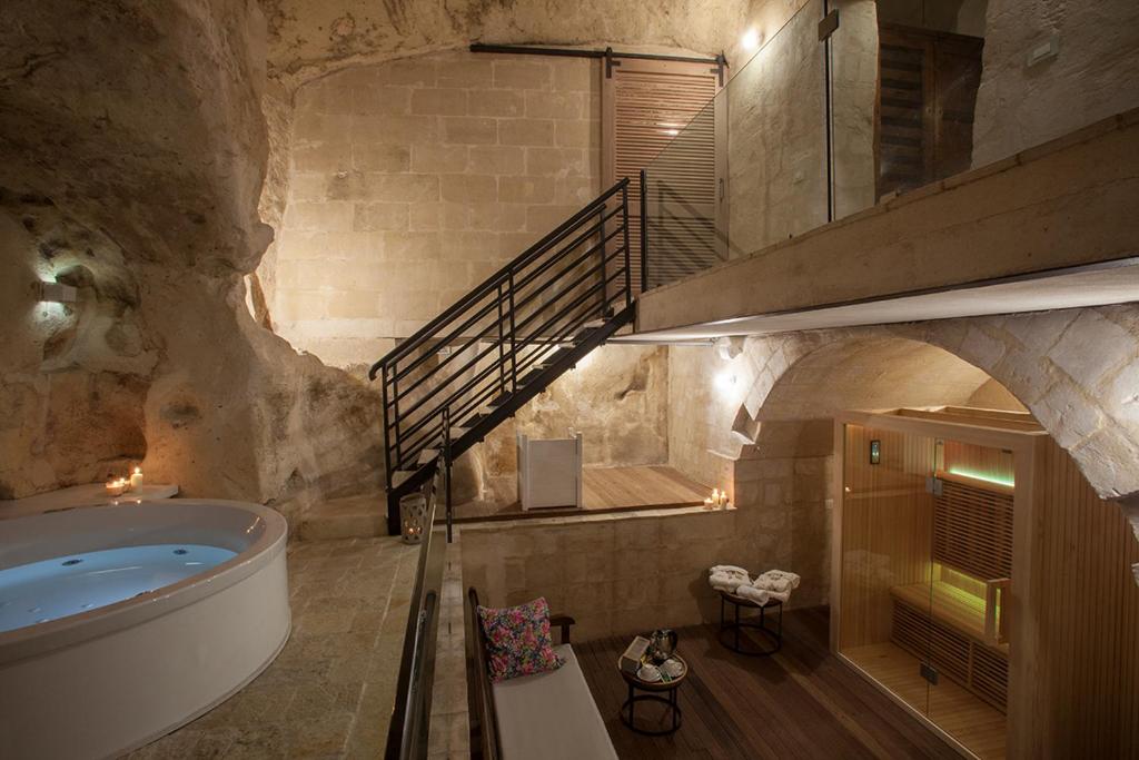 Kylpyhuone majoituspaikassa L'Hotel In Pietra