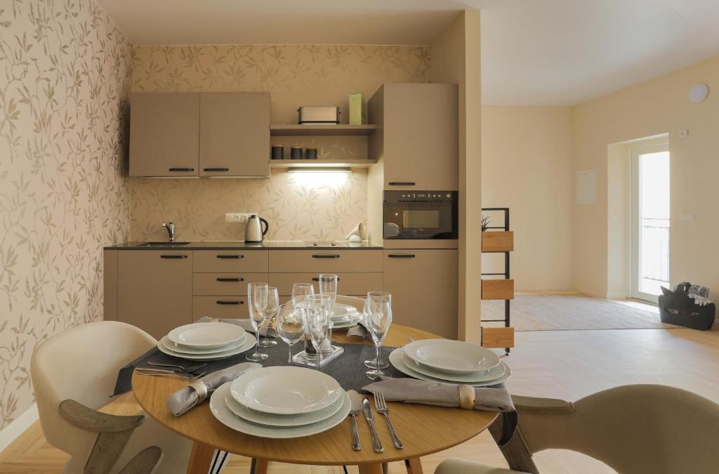 Kuchyň nebo kuchyňský kout v ubytování Dönhoff Residence
