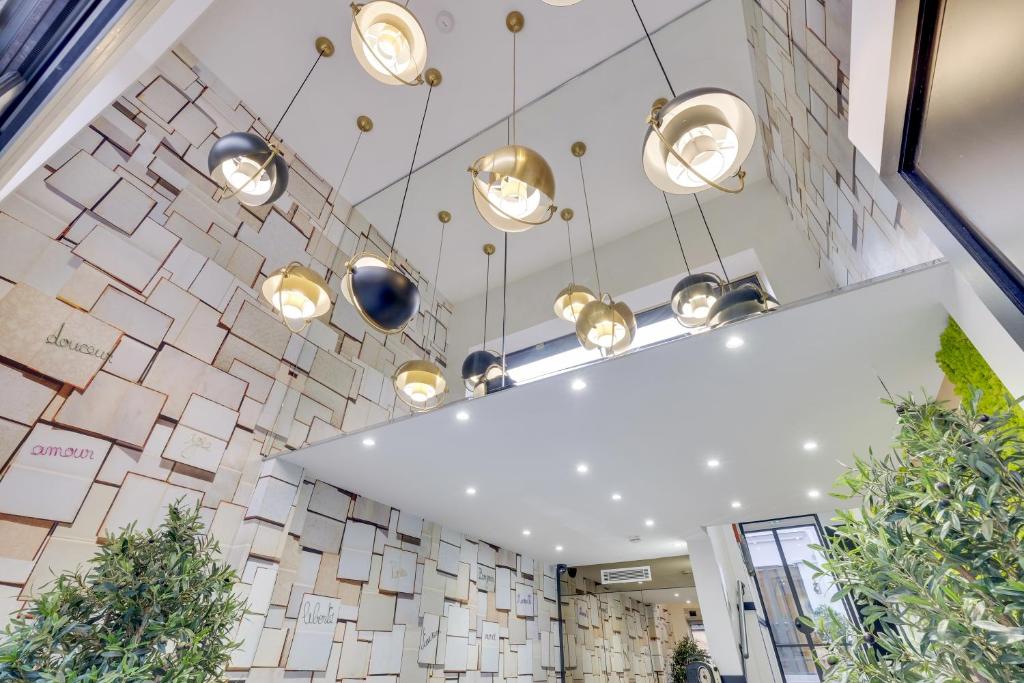 Hôtel Lucien & Marinette - Resim 33