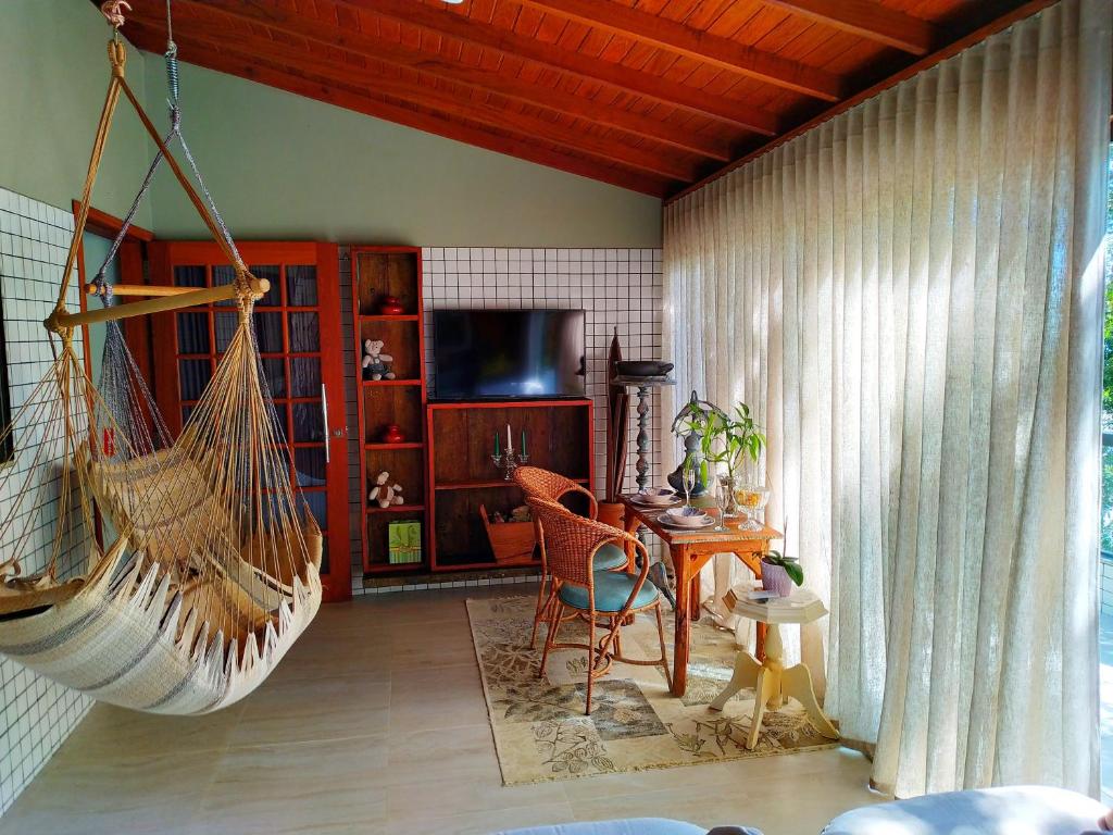  Casa na montanha com vista para o mar