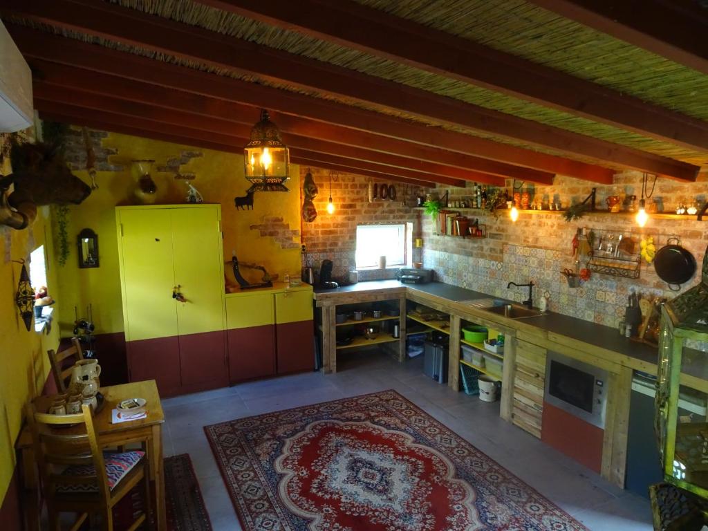 Kuchyň nebo kuchyňský kout v ubytování Casa Tranquila