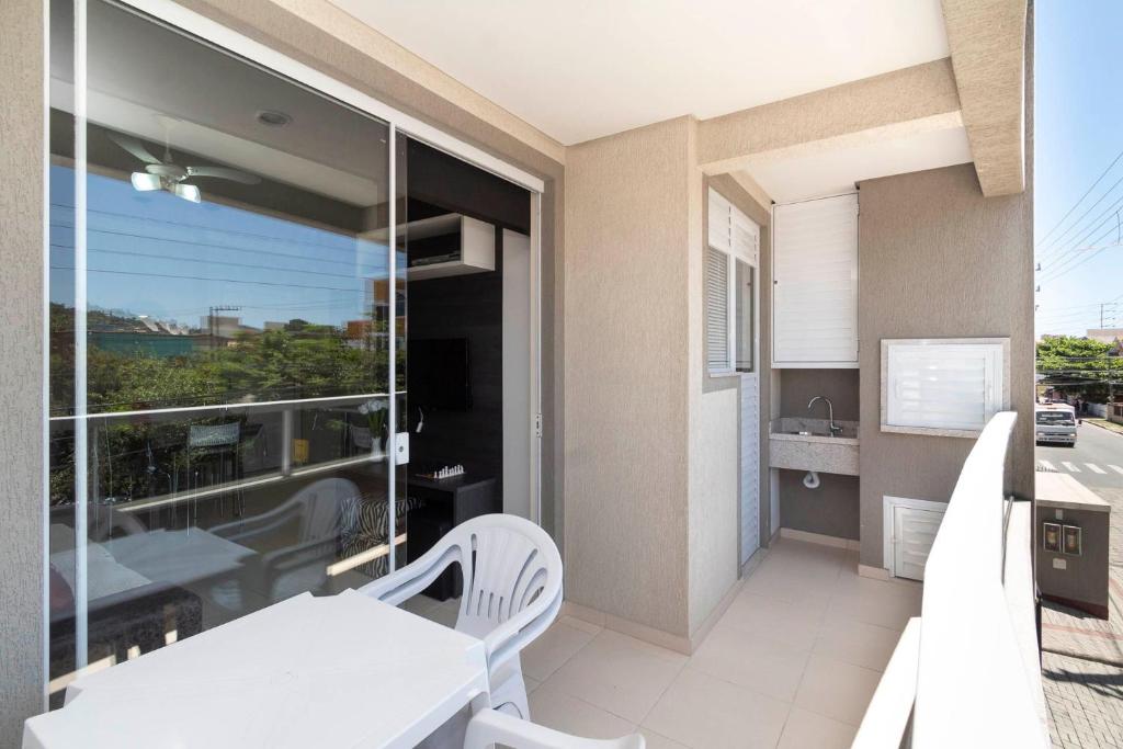  Aluguel Apartamento 2 quartos Bombas/SC 608