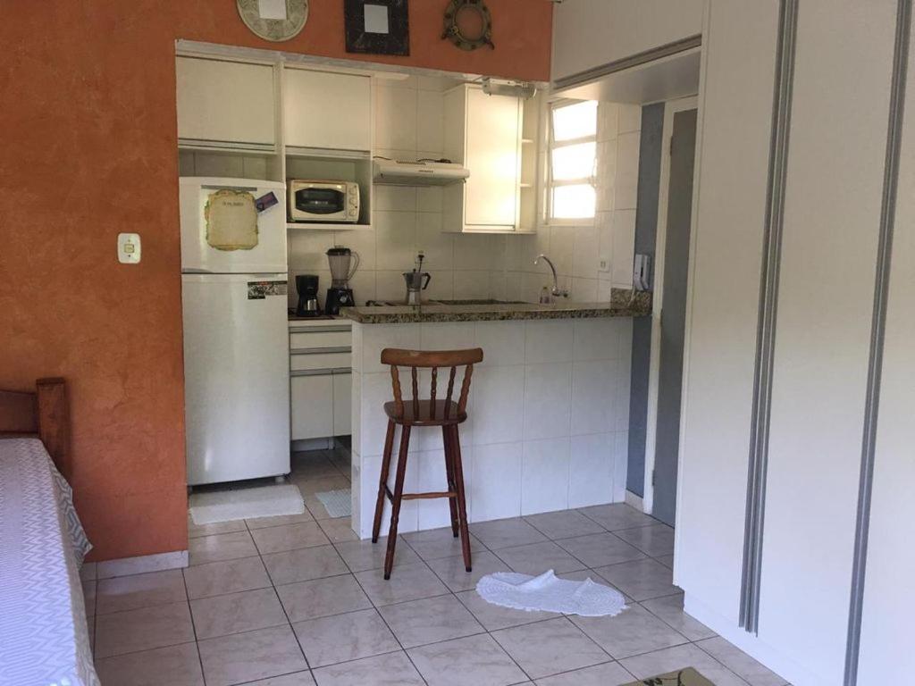  Apartamento a duas quadras da praia- Praia José Menino