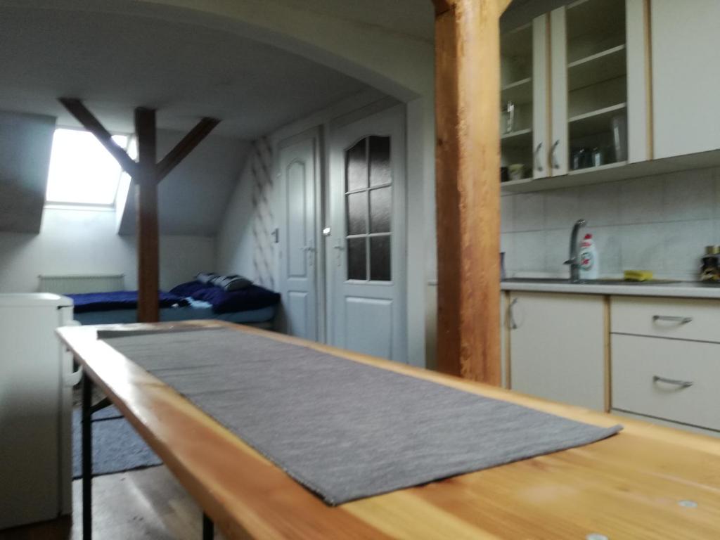 Kuchyň nebo kuchyňský kout v ubytování MotoHostel Wolter - hostel Copa