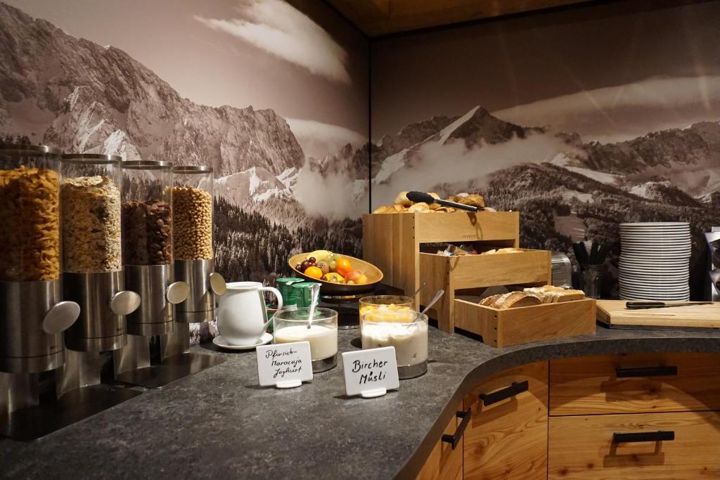 Fotografie z fotogalerie ubytování Hotel Garni Zugspitz v destinaci Farchant