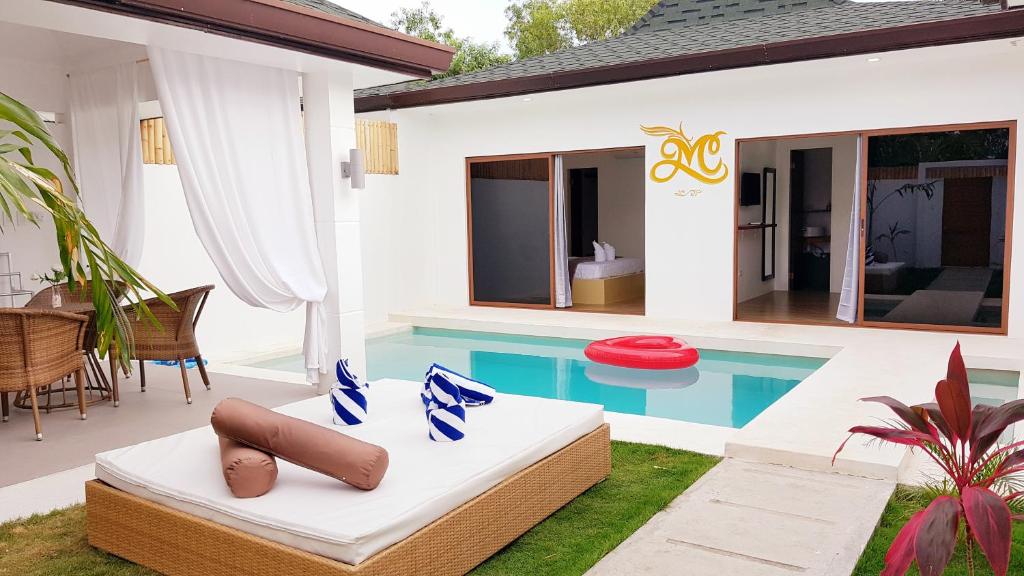 Bazén v ubytování Montecarlo Villas Panglao nebo v jeho okolí
