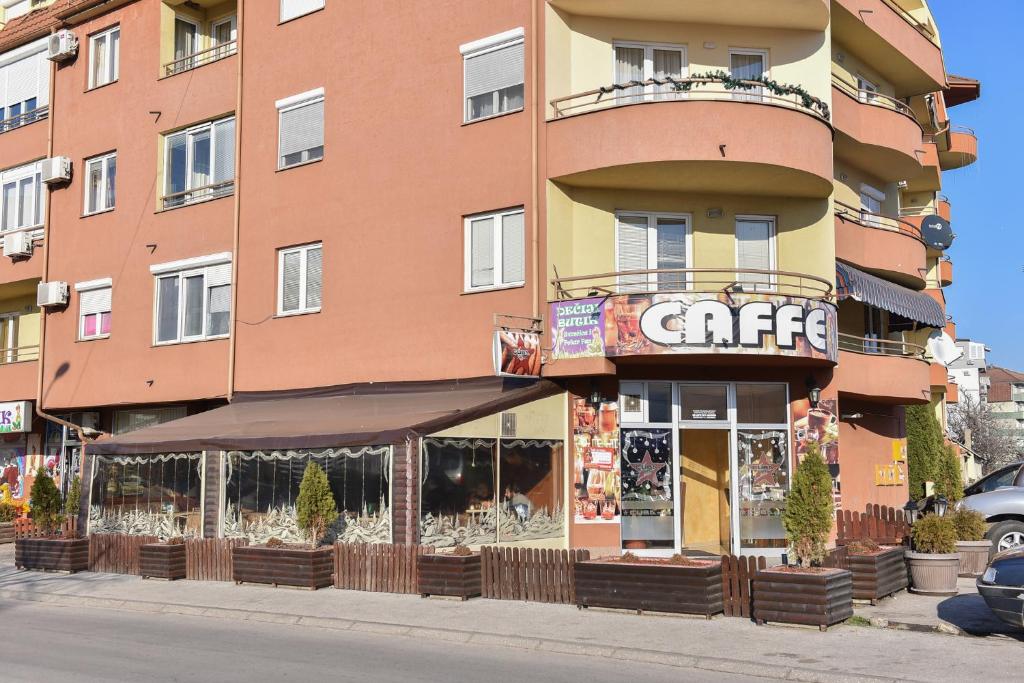 Budova, kde se apartmán nachází