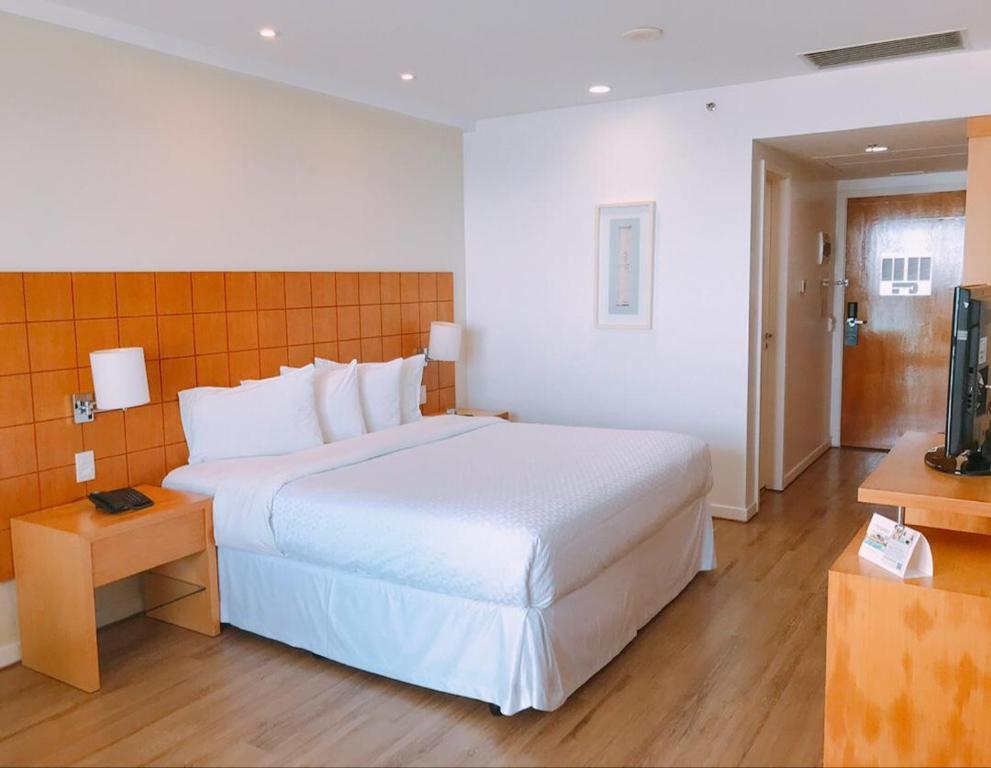  Mercure Macae