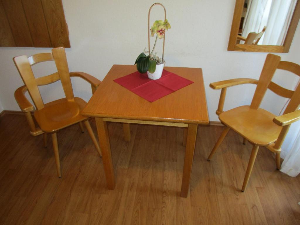 Pension Eva - Habitación Pequeña Con 2 Camas Individuales
