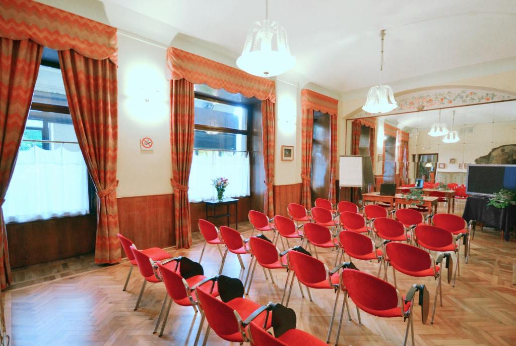 Hotel Roma e Rocca Cavour - Resim 28