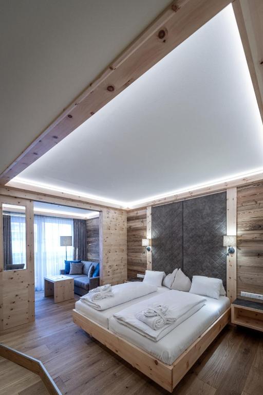 Postel nebo postele na pokoji v ubytování Hotel Kornock