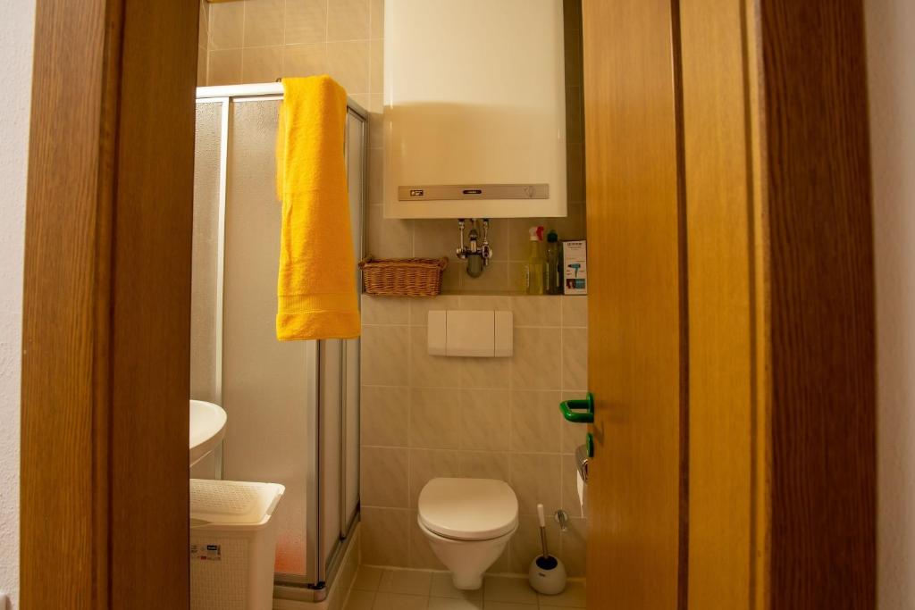 Kúpeľňa v ubytovaní Haus am Römerbad