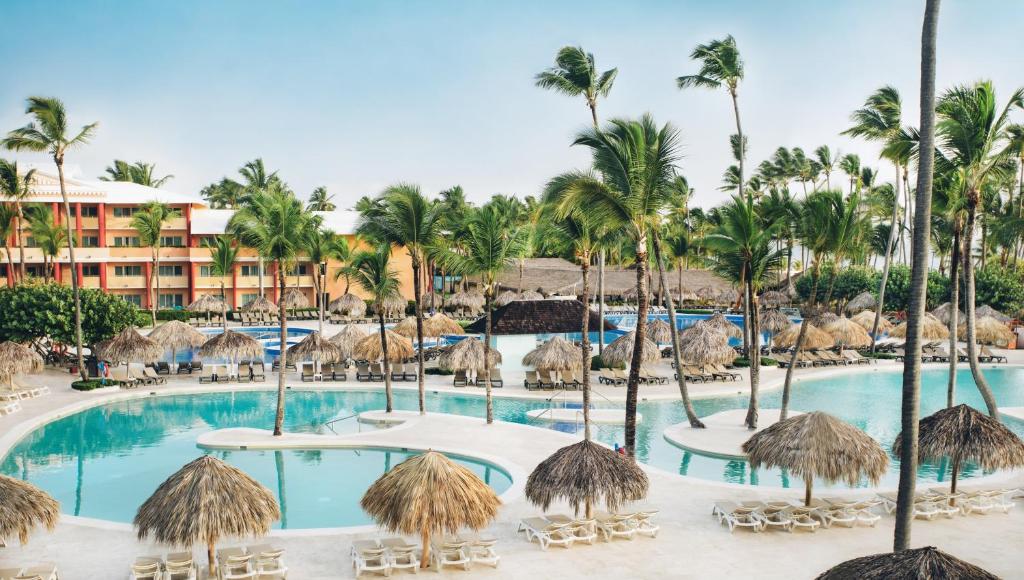 Bazén v ubytování Iberostar Waves Dominicana - All Inclusive nebo v jeho okolí
